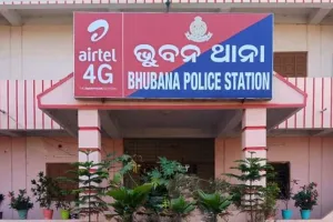 ପୁତ୍ର ସନ୍ତାନ ଜନ୍ମ ହେଲାନି ବୋଲି ୫ ଝିଅ ସହ ପତ୍ନୀଙ୍କୁ ଘରୁ ତଡ଼ିଦେଲା ସ୍ବାମୀ