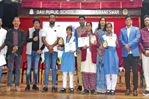 ‘ସକାଳ’ର ୫ମ ସ୍ୱନକ୍ଷତ୍ର: ବିତର୍କରେ ଭାଗନେଲେ ରାଜ୍ୟର ୫ ହଜାରରୁ ଊର୍ଦ୍ଧ୍ବ ଛାତ୍ରଛାତ୍ରୀ