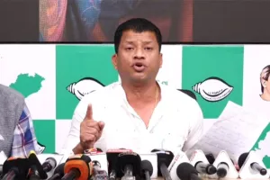  ନବରଙ୍ଗପୁରରେ ପ୍ରେସର କୁକର ଫାଟି ଛାତ୍ର ଆହତ ଘଟଣା: ରାଜ୍ୟ ସରକାରଙ୍କ ଉପରେ ବର୍ଷିଲା ବିଜେଡି