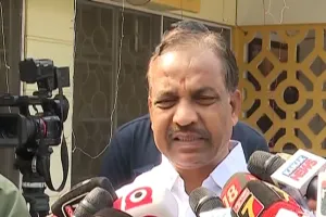 ଆସନ୍ତା ଫେବ୍ରୁଆରୀରୁ ପ୍ରଦୂଷଣ ପ୍ରମାଣପତ୍ର ଥିବା ଗାଡ଼ିରେ ଲାଗିବ ଗ୍ରୀନ୍ ଷ୍ଟିକର, ନଥିଲେ କାର୍ଯ୍ୟାନୁଷ୍ଠାନ: ପରିବହନ ମନ୍ତ୍ରୀ