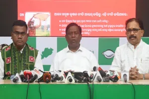 ରାଜ୍ୟ ସରକାର ଚାଷୀକୂଳକୁ ପ୍ରତାରଣା କରିଛନ୍ତି, କେବଳ ଭୋଟ ହାତେଇବା ପାଇଁ ବିଜେପି ମିଥ୍ୟା ପ୍ରତିଶ୍ରୁତି ଦେଇଥିଲା: ବିଜେଡି