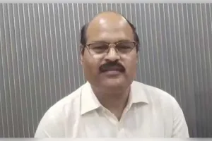 ୧୭ ବର୍ଷ ଧରି ଏକାସାଙ୍ଗରେ ୨ଟି ସରକାରୀ ଚାକିରି, ଉଠାଉଥିଲେ ଡବଲ ଦରମା; ଶେଷରେ ମିଳିଲା ୭ ବର୍ଷର ଜେଲ୍ ଦଣ୍ଡ