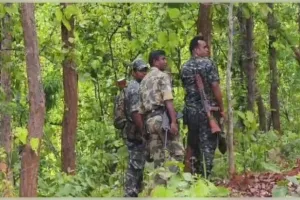 ସରଣ୍ଡା ଜଙ୍ଗଲରେ ଯବାନ-ମାଓବାଦୀ ଭୟାବହ ଗୁଳି ବିନିମୟ; ୫ ଯବାନ ଆହତ, ଓଡ଼ିଶା-ଝାଡ଼ଖଣ୍ଡ ସୀମାରେ ହାଇ ଆଲର୍ଟ