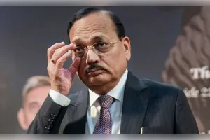 'କକରୋଚ୍' ମନ୍ତବ୍ୟ ଉପରେ ସିଜେଆଇ ସୂର୍ଯ୍ୟକାନ୍ତଙ୍କ ସ୍ପଷ୍ଟୀକରଣ: 'ଯୁବବର୍ଗଙ୍କୁ ନୁହେଁ, ଜାଲ୍ ଡିଗ୍ରୀଧାରୀଙ୍କୁ କରିଥିଲି ସମାଲୋଚନା'
