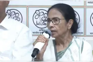 ନିର୍ବାଚନରେ ହାରିବା ପରେ ମମତା ବାନାର୍ଜୀଙ୍କ ବିସ୍ଫୋରକ ବୟାନ: ଇସ୍ତଫା ଦେବାକୁ କଲେ ମନା, ଆଣିଲେ ଇଭିଏମ୍ ହ୍ୟାକ୍ ଅଭିଯୋଗ