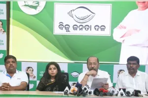 କବିସୂର୍ଯ୍ୟନଗର ହାଜତ ମୃତ୍ୟୁ ଘଟଣାକୁ ନେଇ ବର୍ଷିଲା ବିଜେଡି; ଅଭିଯୁକ୍ତ ପୁଲିସ ଅଧିକାରୀଙ୍କ ବିରୋଧରେ ହତ୍ୟା ମାମଲା ରୁଜୁ ହେଉ