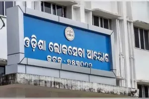 ଓପିଏସ୍‌ସି ପରୀକ୍ଷାରେ କପି କରିବା ଅଭିଯୋଗରେ ପରୀକ୍ଷାର୍ଥୀ ସହ ଅନ୍ୟ ୩ ଗିରଫ
