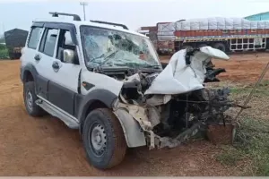 ଜଗା ଦର୍ଶନ ପାଇଁ ଆସୁଥିବା ବେଳେ ହେଲା ମର୍ମନ୍ତୁଦ ସଡକ ଦୁର୍ଘଟଣା, ୬ ଗୁରୁତର 