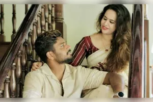 ଫେସବୁକ୍ 'ହାଏ'ରୁ ଆରମ୍ଭ ହୋଇଥିଲା ସଞ୍ଜୁ ସାମସନ୍ ଏବଂ ଚାରୁଲତାଙ୍କ ପ୍ରେମ କାହାଣୀ, ଜାଣନ୍ତୁ ଟି-୨୦ ବିଶ୍ୱକପ୍ ୨୦୨୬ ହିରୋଙ୍କ ଲଭ୍ ଷ୍ଟୋରୀ