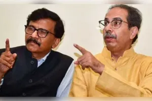 ଶିବସେନା (ୟୁବିଟି)ରେ ବିଦ୍ରୋହର ଆଶଙ୍କା: ଡ୍ୟାମେଜ୍ କଣ୍ଟ୍ରୋଲ ପାଇଁ ଦିଲ୍ଲୀରେ ଡେରା ପକାଇଲେ ସଞ୍ଜୟ ରାଉତ