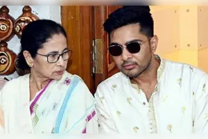 ଟିଏମସିରେ ବଡ଼ ଧରଣର ବିଭାଜନ: ଏନଡିଏକୁ ସମର୍ଥନ ଘୋଷଣା କଲେ ୨୦ ବିଦ୍ରୋହୀ ସାଂସଦ, ଅଭିଷେକଙ୍କ ବଦଳରେ କାକୋଲିଙ୍କୁ ନେତା କରିବାକୁ ଦାବି