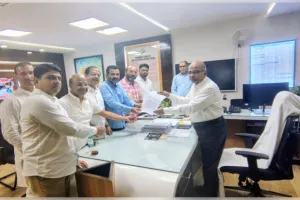 ଏସ୍‌ଆଇଆର୍‌ ପ୍ରକ୍ରିୟା: ୨୭ଲକ୍ଷ ନୁହେଁ ୩୧ ଲକ୍ଷ ଭୋଟର କଟିଛନ୍ତି, ସିଇଓଙ୍କୁ ଭେଟିଲେ ବିଜେଡି ପ୍ରତିନିଧି ମଣ୍ଡଳୀ