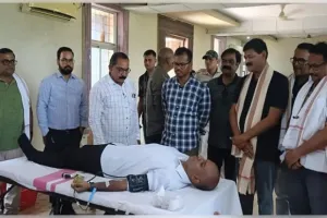 ସାମ୍ବାଦିକ ସ୍ୱର୍ଗତଃ ଅମରେନ୍ଦ୍ରଲାଲଙ୍କ ସ୍ମୃତିରେ ରକ୍ତଦାନ ଶିବିର ଅନୁଷ୍ଠିତ, ୫୪ ୟୁନିଟ୍ ରକ୍ତ ସଂଗୃହୀତ