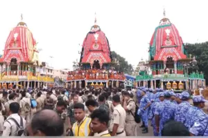 ବାହୁଡ଼ା ଯାତ୍ରା ପୂର୍ବରୁ ପୁରୀରେ ସମ୍ପନ୍ନ ହେଲା ତିନି ରଥର ଦକ୍ଷିଣ ମୋଡ଼ ନୀତି
