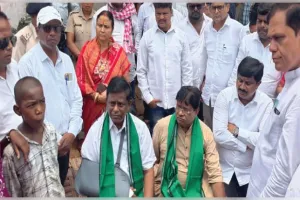 ନୂଆପଡ଼ାରେ ଚାଷୀ ଆତ୍ମହତ୍ୟା ଘଟଣା: ନେପାଲ ମାଝୀଙ୍କ ଘରୁ ତଥ୍ୟ ସଂଗ୍ରହକଲା ବିଜେଡି ଅନୁଧ୍ୟାନକାରୀ ଦଳ