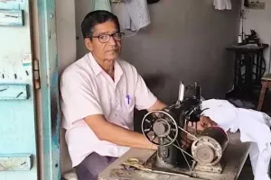 ମାସିକ ୧୫ ହଜାର ଟଙ୍କା ରୋଜଗାର କରୁଥିବା ଦରଜୀଙ୍କୁ ୯୭୫ କୋଟି ଟଙ୍କାର ଆୟକର ନୋଟିସ୍, ଉଡ଼ିଗଲା ହୋସ୍