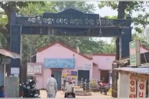 ଡାକ୍ତରଙ୍କ ଭୁଲ ଇଞ୍ଜେକ୍ସନ ନେଇଗଲା ଛାତ୍ରୀଙ୍କ ଜୀବନ ! ସାଙ୍ଗାତିକ ଅଭିଯୋଗ ଆଣିଲେ ପରିବାର 