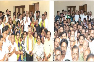 ନବୀନଙ୍କୁ ଭେଟିଲେ ଅନୁଗୋଳ, କଟକ-ଚୌଦ୍ୱାର ବିଜେଡି ନେତା; ପୌର ନିର୍ବାଚନ ପାଇଁ ସଂଗଠନ ସୁଦୃଢ଼ କରିବାକୁ ପରାମର୍ଶ