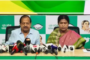 ବିଜେପି ସରକାରରେ ଆବାସ ଯୋଜନାରେ ମହାଘୋଟାଲା; ପ୍ରକୃତ ହିତାଧିକାରୀ ବଞ୍ଚିତ, ଦଳୀୟ ଭିତ୍ତିରେ ବଣ୍ଟା ଯାଉଛି ଘର: ବିଜେଡି