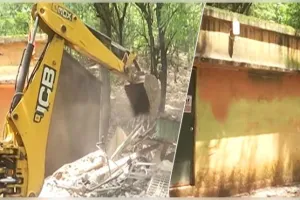 ଯୁବ ବିଜେପି ନେତା ପ୍ରକାଶ ପାଶୱାନଙ୍କ ବେଆଇନ୍ ଅଫିସ ଭାଙ୍ଗିଲା ବନ ବିଭାଗ