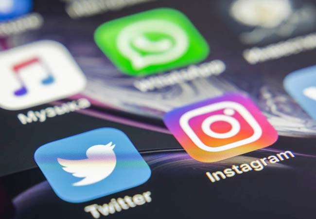 ସୋସିଆଲ ମିଡିଆ କମ୍ପାନୀଙ୍କ ଉପରେ ପ୍ରତିବନ୍ଧକ ଲଗାଇବ ଭାରତ, ଆସିବ ନୂଆ ନିୟମ