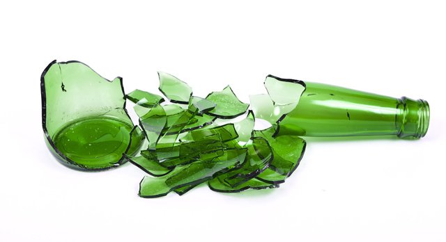 ଅଣ୍ଟାରେ ଖୋସିଥିବା ମଦ ବୋତଲ ପେଟରେ ପଶି ଯୁବକଙ୍କ ମୃତ୍ୟୁ