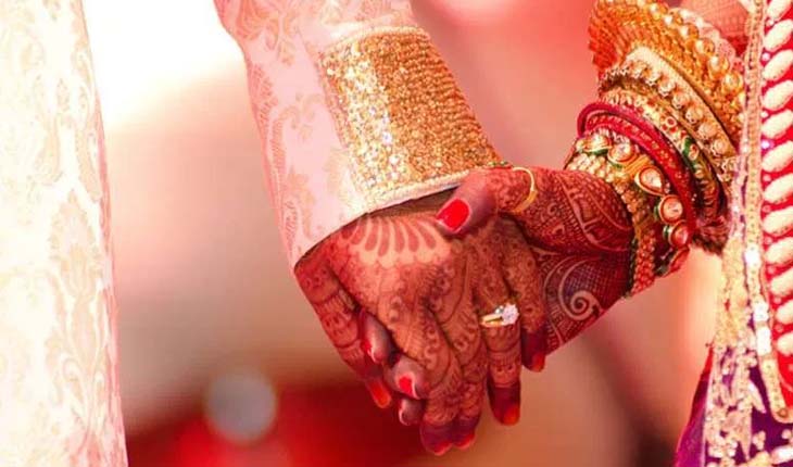 ବିବାହ ଚାଲିଥିବା ବେଳେ ଅଚାନକ୍ ଆସିଲା ମୃତ୍ୟୁ: ହୃଦଘାତରେ ଜୀବନ ହାରିଲେ କନ୍ୟା, ଶାଳୀକୁ ବାହା ହେଲା ବର