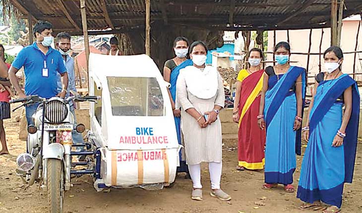 ବୁଲେଟ୍ ଆମ୍ବୁଲାନ୍ସରେ ଆଶା ଦିଦି ପଦ୍ମା