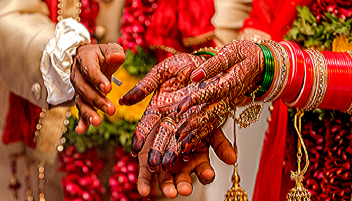 ଥାନାରେ ହାତକଡ଼ି ବଦଳରେ ହାତଗଣ୍ଠି