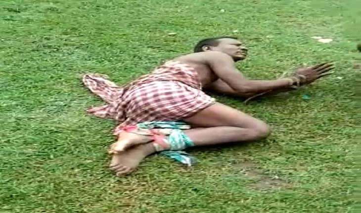 ଭତ୍ତା ଟଙ୍କା ପାଇଁ ବାପାକୁ ହତ୍ୟା କଲା ପୁଅ, ଅଭିଯୁକ୍ତ ପୁଅକୁ କାବୁ କରି ହାତ ଗୋଡ଼ ବାନ୍ଧି ପୁଲିସରେ ଜିମା ଦେଲେ ଗ୍ରାମବାସୀ