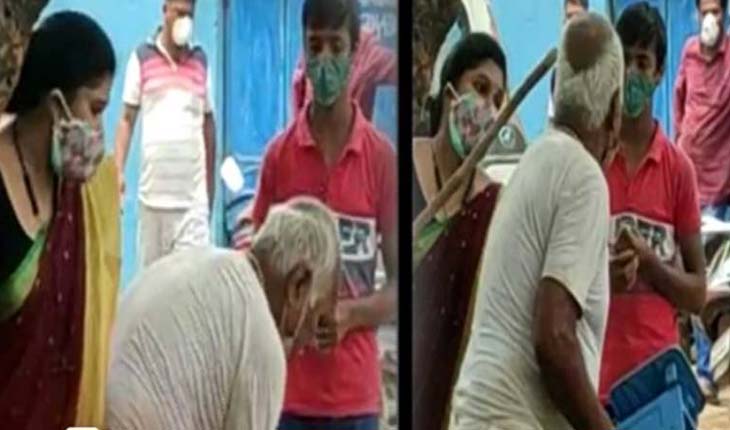 ମାନବିକତା ଭୁଲି ଗଲେ ତହସିଲଦାର: ବୃଦ୍ଧ ବ୍ଯବସାୟୀଙ୍କୁ ମାଡ଼ ମାରିବା ସହ ଛଡାଇ ନେଲେ ମାପଯନ୍ତ୍ର