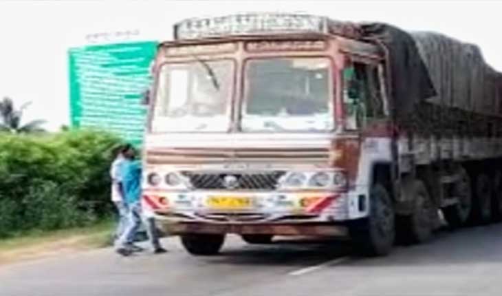 ଏମଭିଆଇ ପରିଚୟ ଦେଇ ଗାଡିଚାଳକଙ୍କୁ ମାରପିଟ ଓ ଛିନତାଇ, ଦିନ ଦ୍ବିପହରରେ ଚାଲିଛି ଚାନ୍ଦା ଆଦାୟ