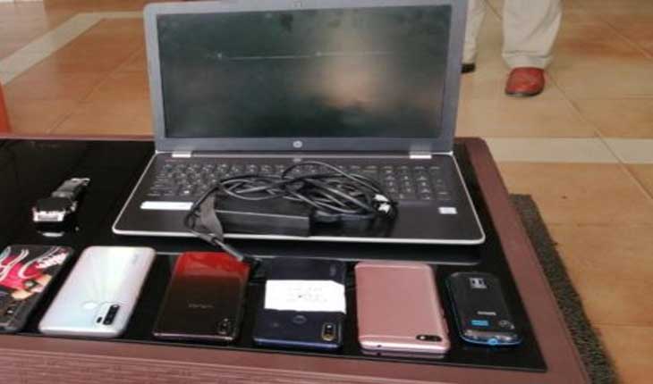 କୁଖ୍ୟାତ ଲୁଟେରା ଅଖୁ ଗିରଫ ୯ ମୋବାଇଲ, ବାଇକ୍‍ ଓ ଲାପଟପ୍‍ ଜବତ