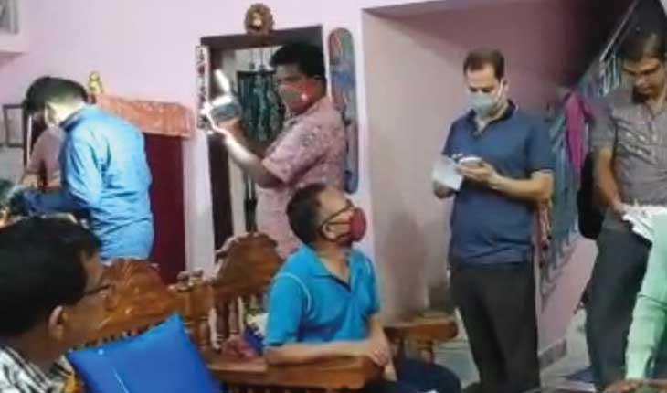 ଭିଜିଲାନ୍ସ ପଞ୍ଝାରେ ତୁରେକେଲା ବ୍ଲକ ଗ୍ରାମ ପଞ୍ଚାୟତ ଅଫିସର