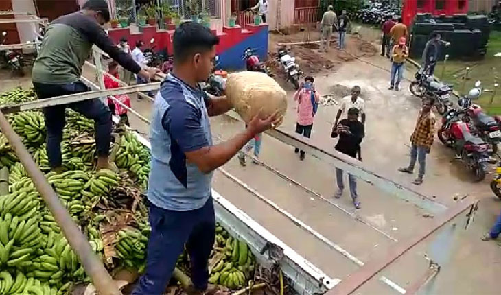 କଦଳୀ ବୋଝେଇ ଗାଡ଼ିରୁ ୧ ଟନ୍ ଗଞ୍ଜେଇ ଜବତ, ୨ ଗିରଫ