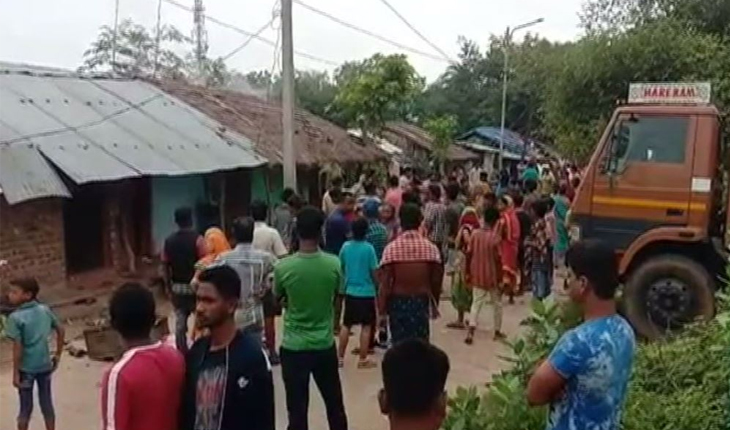 ପୂର୍ବ ଶତ୍ରୁତାକୁ କେନ୍ଦ୍ର କରି ଗୋଷ୍ଠୀ ସଂଘର୍ଷ: ବିଚ୍‌ ରାସ୍ତାରେ ଯୁବକଙ୍କୁ ହତ୍ୟା