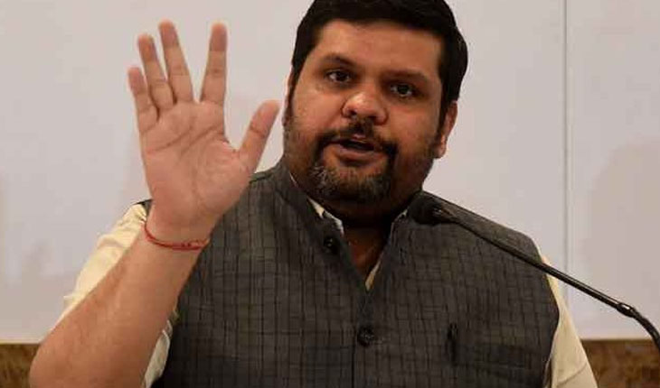 କେନ୍ଦ୍ରକୁ କଂଗ୍ରେସର ଟାର୍ଗେଟ: ‘କରଦାତାଙ୍କ ଟଙ୍କାରେ ଚାଲିଛି ଟିକାକରଣ, ମାଗଣା କେମିତି ହେଲା’