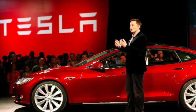 ମାଲାମାଲ ହେଲେ ଏଲନ୍ ମସ୍କ , ଜଣେ ଗ୍ରାହକ ଅର୍ଡର କଲେ ଏକ ଲକ୍ଷ ଗାଡି