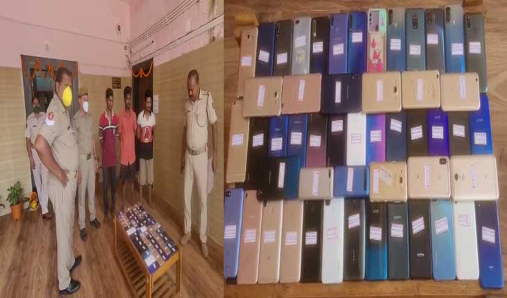 ୩ ମୋବାଇଲ ଲୁଟେରାଙ୍କୁ କାବୁ କଲା କମିଶନରେଟ୍‌ ପୁଲିସ, ୫୧ଟି ମୋବାଇଲ୍‌ ସହ ଗୋଟିଏ ବାଇକ୍‌ ଜବତ