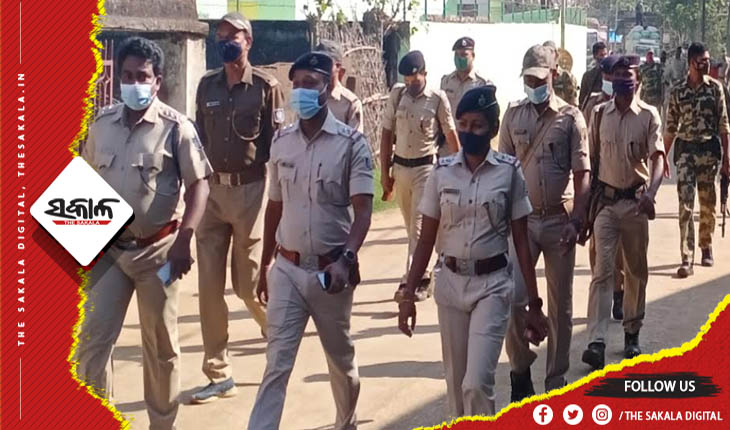 ପଞ୍ଚାୟତ ନିର୍ବାଚନ ପାଇଁ ପୁଲିସ ପକ୍ଷରୁ ବିଭିନ୍ନ ସ୍ଥାନରେ ଫ୍ଲାଗ ମାର୍ଚ୍ଚ
