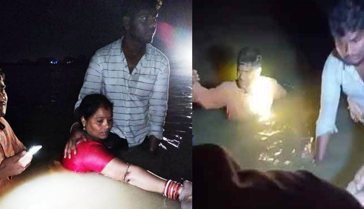 ବନ୍ୟା ପାଣିରେ ଭାସିଗଲା କାର୍‌, ଅଳ୍ପକେ ବର୍ତ୍ତିଲେ ୪ ଜଣ