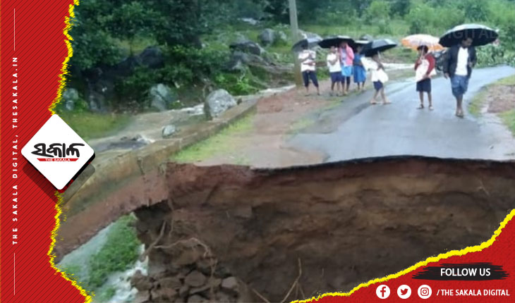 କନ୍ଧମାଳରେ ବର୍ଷା ବିତ୍ପାତ: ଫୁଲି ଉଠିଛି ସବୁ ନଦୀ, ଅନେକ ରାସ୍ତା ବିଛିନ୍ନ,ଏକାଧିକ ପଞ୍ଚାୟତକୁ ସଡ଼କ ଯୋଗାଯୋଗ ବିଚ୍ଛିନ୍ନ