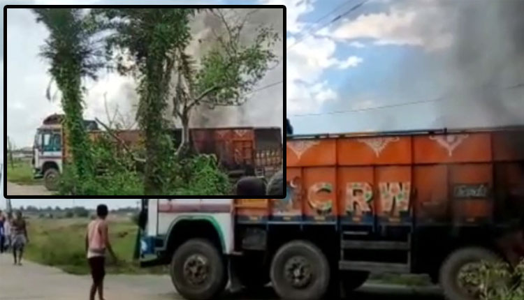 ୧୧ କେଭି ବିଦ୍ୟୁତ ତାର ସଂସ୍ପର୍ଶରେ ଆସି ଜଳିଗଲା ଟ୍ରକ, ଚାଲିଗଲା ଡ୍ରାଇଭରଙ୍କ ଜୀବନ