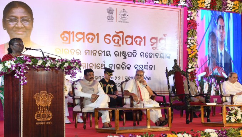 ‘ରାଷ୍ଟ୍ରପତି ହେଲା ପରେ ଜନ୍ମମାଟିକୁ ପ୍ରଥମ ଆଗମନରେ ଆପଣଙ୍କର ଶ୍ରଦ୍ଧା ଓ ଭଲ ପାଇବା ଅଭିଭୂତ କରିଛି’