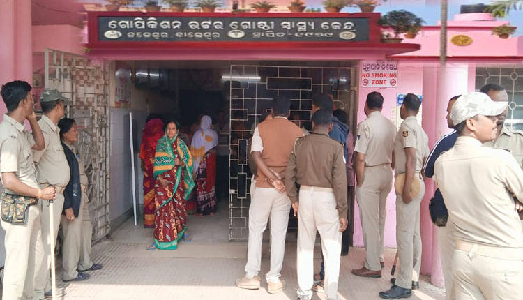 ରୋଗୀ ମୃତ୍ୟୁକୁ ନେଇ ଜଳେଶ୍ଵର ଜିକେ ଭଟ୍ଟର ହସ୍ପିଟାଲରେ ଉତ୍ତେଜନା, ଘଟଣାସ୍ଥଳରେ ପୋଲିସ ମୁତୟନ