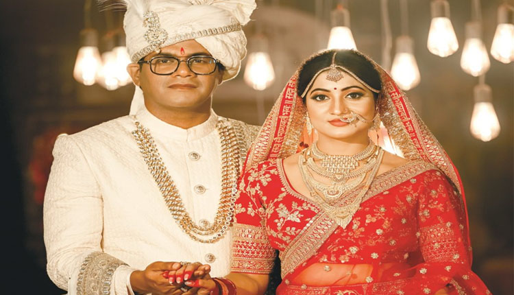 ବିବାହ ବନ୍ଧନରେ ବାନ୍ଧିହେଲେ ଓଡ଼ିଆ ଜଗତର ଚୁଲ୍‌ବୁଲି ଅଭିନେତ୍ରୀ ଲିପ୍‌‌ସା ମିଶ୍ର