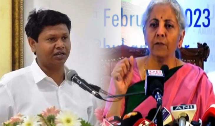 ସ୍ୱତନ୍ତ୍ର ରାଜ୍ୟ ପାହ୍ୟା ମାନ୍ୟତାକୁ ଅର୍ଥମନ୍ତ୍ରୀଙ୍କ “ ନା ”, ବିଜେପିକୁ ଟାର୍ଗେଟ କଲେ ପ୍ରଣବ ପ୍ରକାଶ