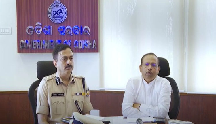 ଆଇନକୁ ହାତକୁ ନିଅନ୍ତୁ ନାହିଁ, ଧାରଣାରୁ କ୍ଷାନ୍ତ ରୁହନ୍ତୁ: ଆନ୍ଦୋଳନରୁ ଓହରିବା ପାଇଁ ଡ୍ରାଇଭର ସଂଘକୁ ମୁଖ୍ୟ ଶାସନ ସଚିବଙ୍କ ଅପିଲ୍