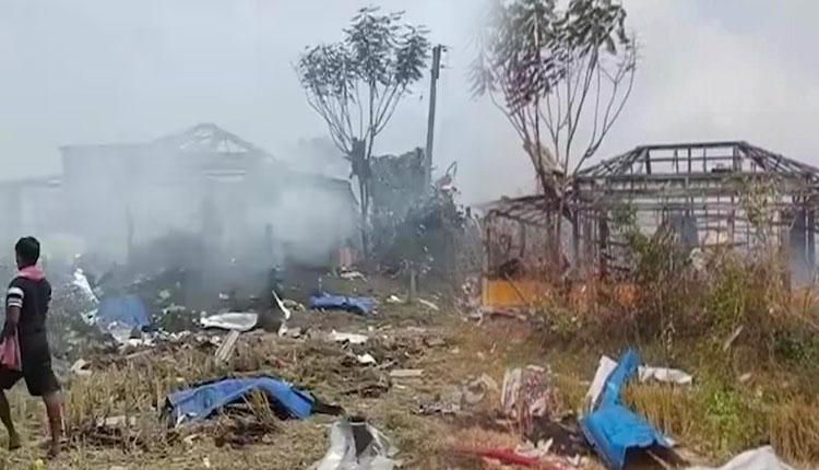 ପଶ୍ଚିମବଙ୍ଗ ସାହାରାରେ ବାଣ କାରଖାନାରେ ଭୟଙ୍କର ବିସ୍ଫୋରଣ; ୯ ମୃତ, ଅନେକ ଆହତ