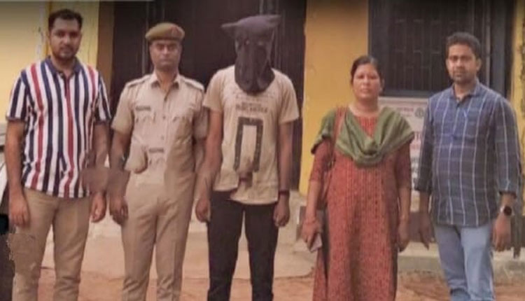 ଅନୁଗୁଳ ଜିଲ୍ଲା ବନ୍ଧନ ବ୍ୟାଙ୍କର ଶାଖା ପରିଚାଳକଙ୍କ ଆକାଉଣ୍ଟରୁ ଲକ୍ଷ ଲକ୍ଷ ଟଙ୍କା ଠକେଇ ମାମଲାରେ ସାଇବର ଠକ ଗିରଫ